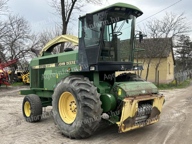 John deere 6710 silózó + adapterek