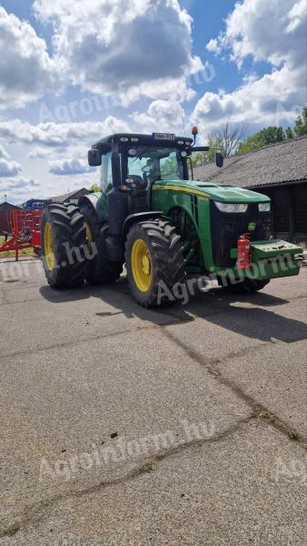 Eladó John Deere 8360R