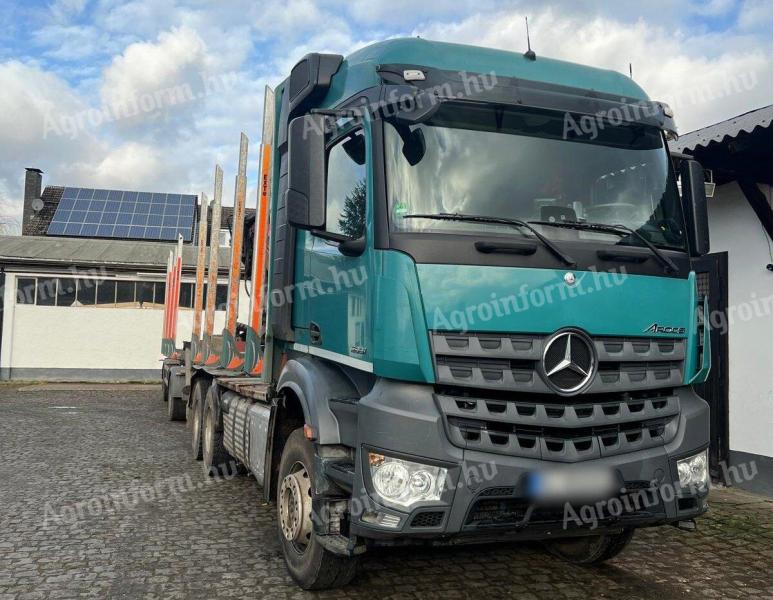 Mercedes-Benz Arocs 2651 rönkszállító / 2017 / Futásteljesítmény: 376 500 km