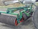 Heger 340/45 típusú,  340 cm széles függesztett Cambridge henger