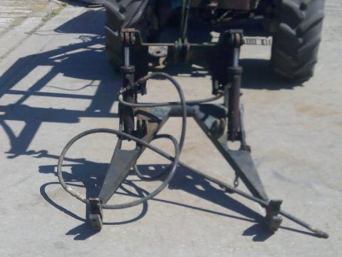 Front hidraulika M,F traktoron volt Front hidraulika M,F traktoron volt