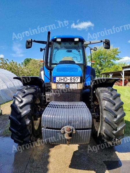 TM 155 New Holland,  5800 üzemórával,  első tulajdonostól eladó