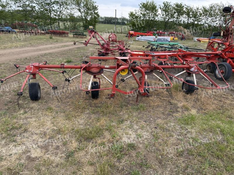 PÖTTINGER 5 m-es rendterítő,  rendkezelő Claas,  Fella,  Kuhn