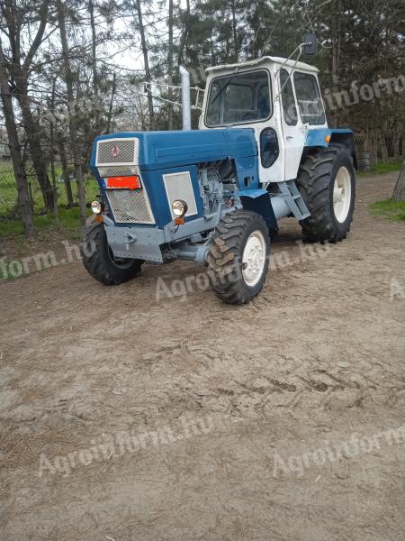 Fortschritt ZT 303-as traktor eladó