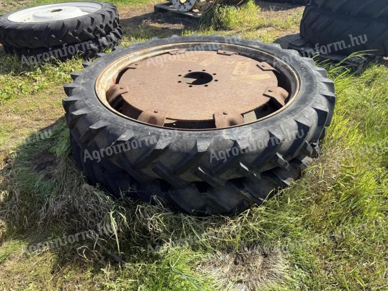 9,5 R48 MTZ ápolókerék pár