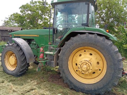 JOHN DEERE 8300 ELADÓ JOHN DEERE 8300 ELADÓ