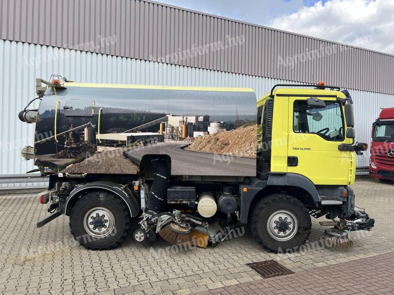 MAN TGM 13.280 4X4 BL seprőgép / 2010 / 75 550 km / lízing 20%-tól