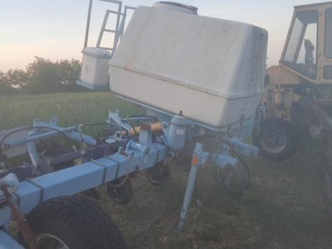 Farmet kultivátor 8/6 Farmet kultivátor 8/6