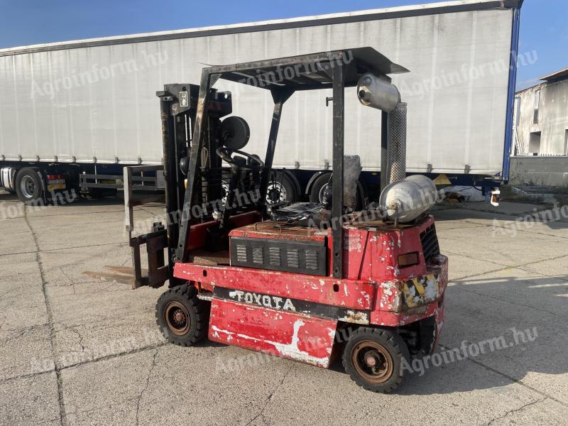Targonca 1.6T Gázos Oldalmozgatós
