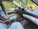 Honvédségi katonai Mitsubishi L200 4x4 pickup zöld csörlő diffizáras vonóhorog: 2700 kg