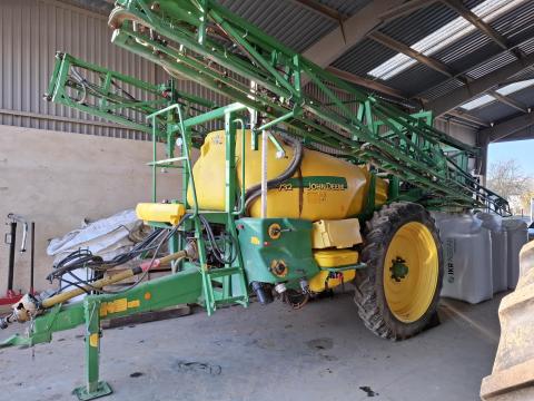 Permetező John Deere 732