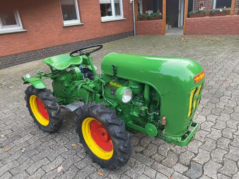 Holder A 12 kistraktor Holder A 12 kistraktor