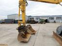 Komatsu PW148-10 gumikerekes kotrógép