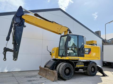 Caterpillar M320F / 2015 / 13 609 üzemóra / Lízing 20%-tól