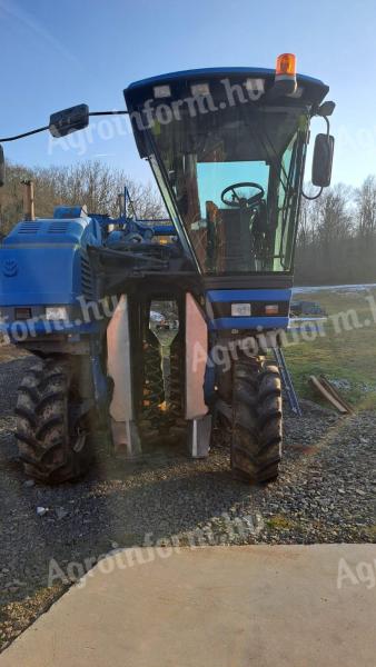 New Holland szőlőkombájn