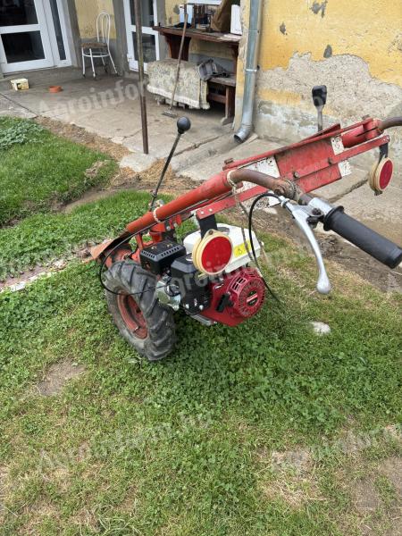 MF-70 Fűkasza tiszta új négyütemű motorral szerelve eladó