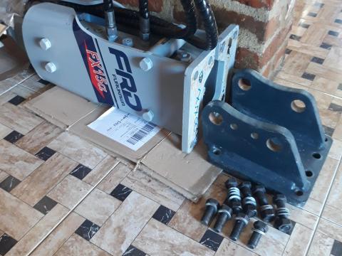 Furukawa FX15A bontókalapács Furukawa FX15A bontókalapács