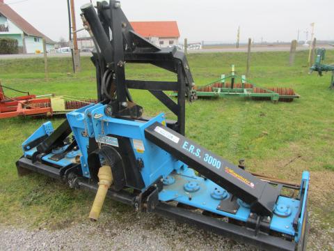 Eladó függő forgóborona, vetőgép tartóval 3 m Eladó függő forgóborona, vetőgép tartóval 3 m