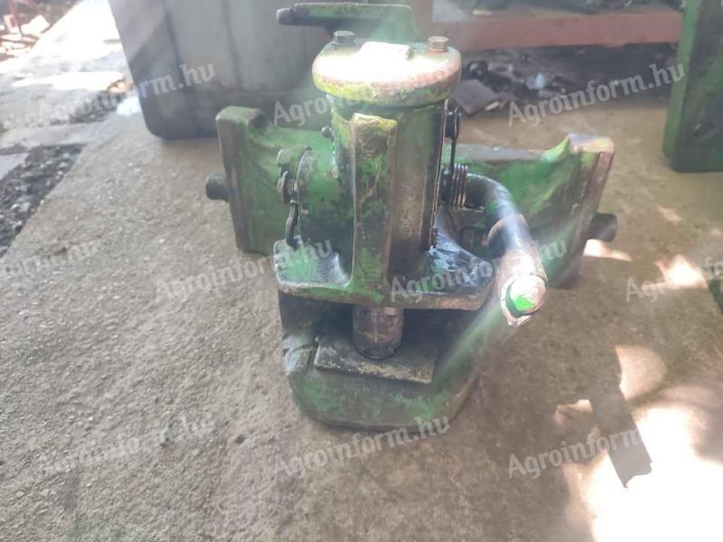 John Deere liftes vonófej