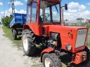 T25 traktor pótkocsival