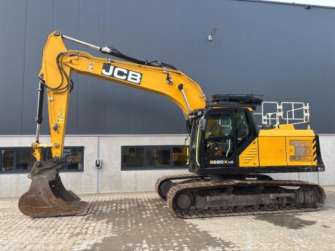 JCB 220X / 2019 / 6 651 üzemóra / Lízing 20%-tól JCB 220X / 2019 / 6 651 üzemóra / Lízing 20%-tól