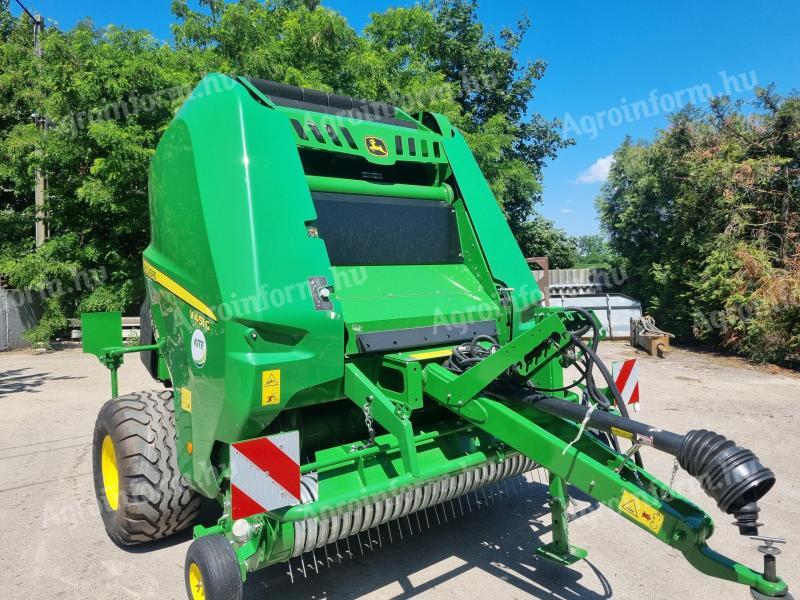 John Deere V451G