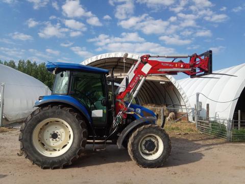 New Holland TD5.95 traktor eladó – kiváló állapot, első tulajdonostól New Holland TD5.95 traktor eladó – kiváló állapot, első tulajdonostól