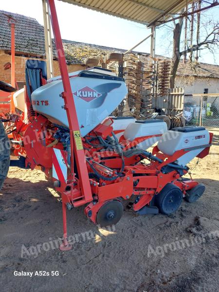 Kuhn Maxima 2 TS