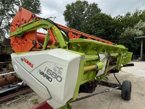 Claas Vario 680
