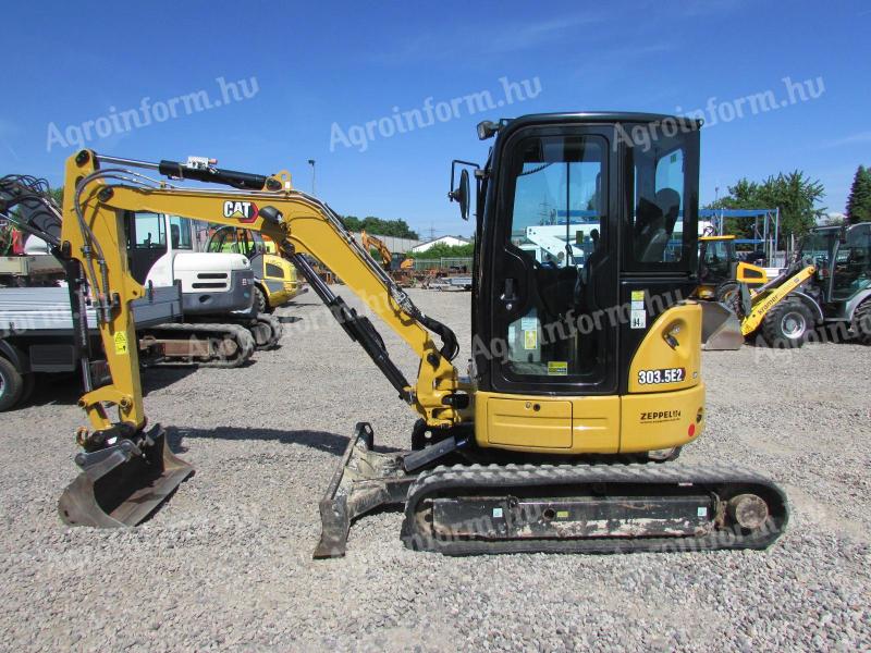 Caterpillar 303.5 E2 CR / 2021 / 1 938 üzemóra / Lízing 20%-tól