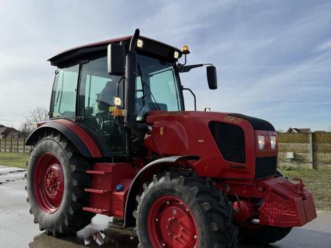 Belarus 923.7 – kompakt erő, amely azonnal elérhető Hortón