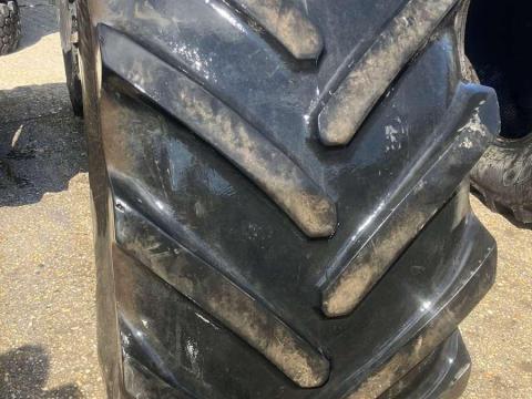 600/70R28 Michelin MachXbib 157A8 TL 600/70R28 Michelin MachXbib 157A8 TL