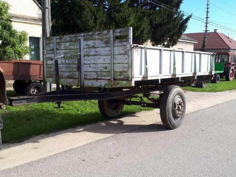 Pótkocsi fixes Pótkocsi fixes