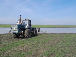T150 Traktor