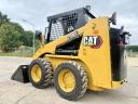 Caterpillar 216B3 / 2025 / 2 üzemóra / Lízing 20%-tól