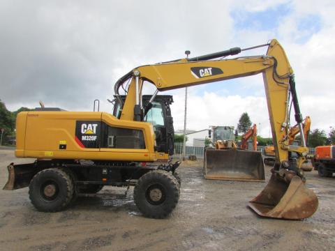 Caterpillar M 320 F / 2016 / 6.931 üzemóra / Lízing 20%-tól