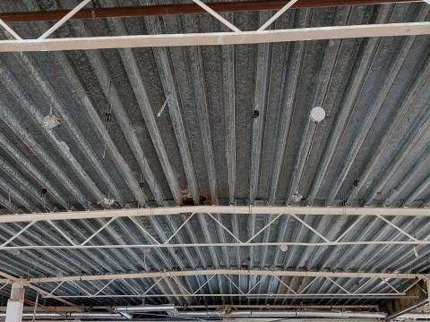 ELADÓ CSARNOKVÁZ ELADÓ CSARNOKVÁZ