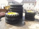 John Deere 4 garnitúra Ápoló kerék 11.2 R32-es és 11.2 R46-os méretben
