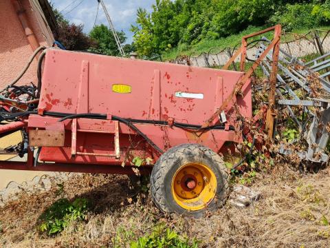 Vontatott permetező Vontatott permetező