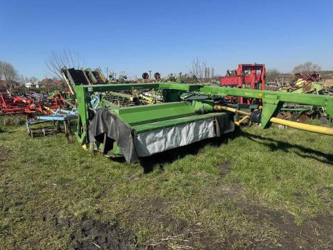JOHN DEERE 1465, 3 MÉTERES VONTATOTT TÁRCSÁS FŰKASZA GUMIHENGERES SZÁRSÉRTŐVEL JOHN DEERE 1465, 3 MÉTERES VONTATOTT TÁRCSÁS FŰKASZA GUMIHENGERES SZÁRSÉRTŐVEL