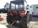 Massey fergusson 65lóerős homlokrakodós traktor