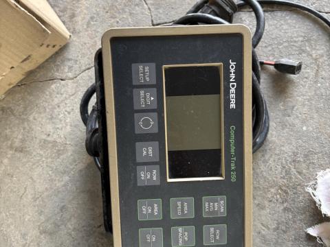 Vetésellenőrző John Deere Computer-Trak 250 eladó Vetésellenőrző John Deere Computer-Trak 250 eladó
