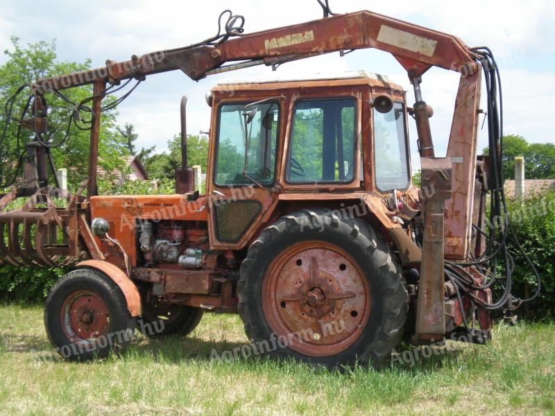 MTZ-80 KCR 4010-es daruval