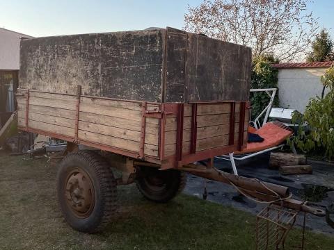 Pótkocsi egytengelyes Pótkocsi egytengelyes