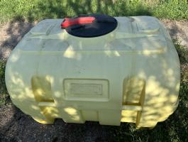 1000 literes tartály vegyszer vagy egyéb folyadék szállítására, tárolására