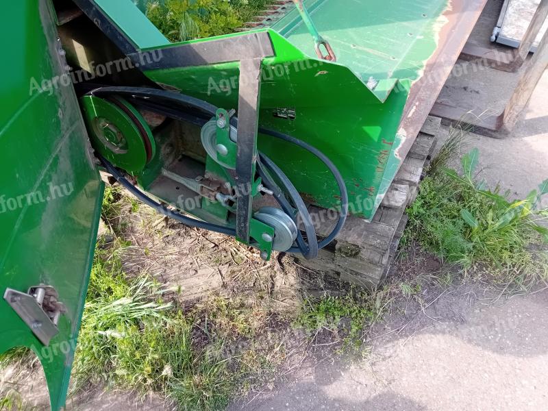 Zürn repce toldat John Deere 618R asztalhoz
