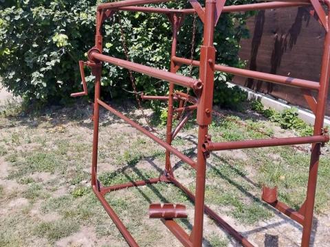 Körmölő kaloda eladó Körmölő kaloda eladó