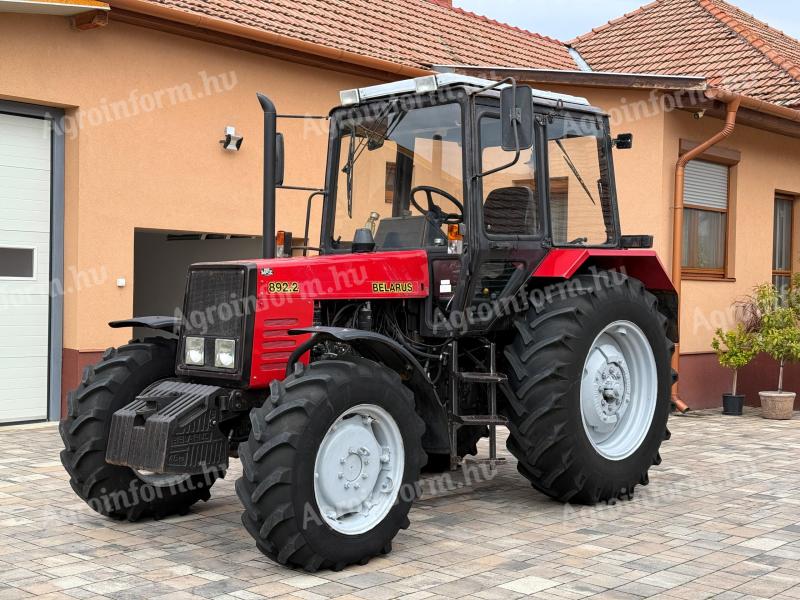 Belarus MTZ 892.2 traktor széles egyenes hidas,  gyári turbós 92LE-ös motorral,  2012 évjára