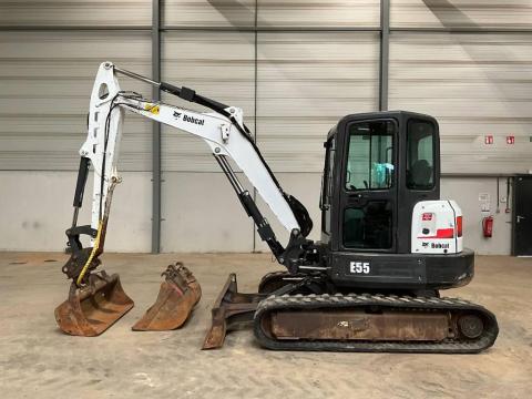 Bobcat E 55 / 2015 / 2 656 üzemóra / Lízing 20%-tól