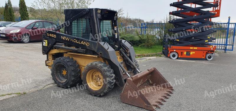 New Holland LX465 kompakt rakodó